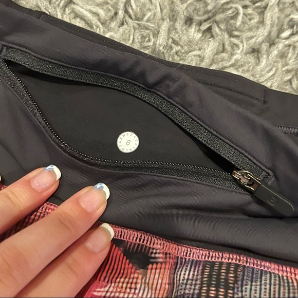 LULULEMON shorts <3 - Picture 5 of 16